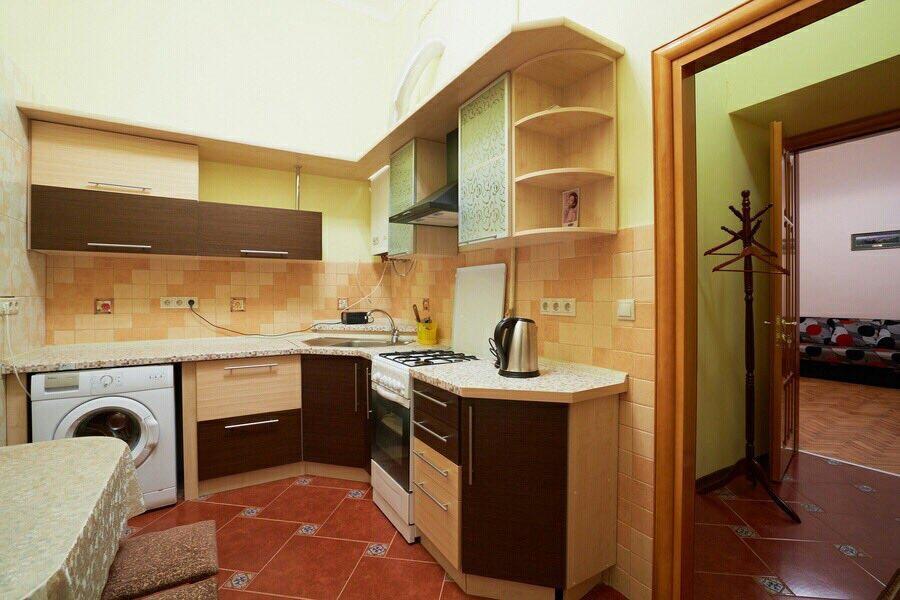 Apartment On Teatralna 7 Lviv Exteriör bild